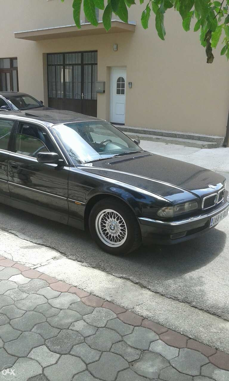 BMW E38 750 il v12