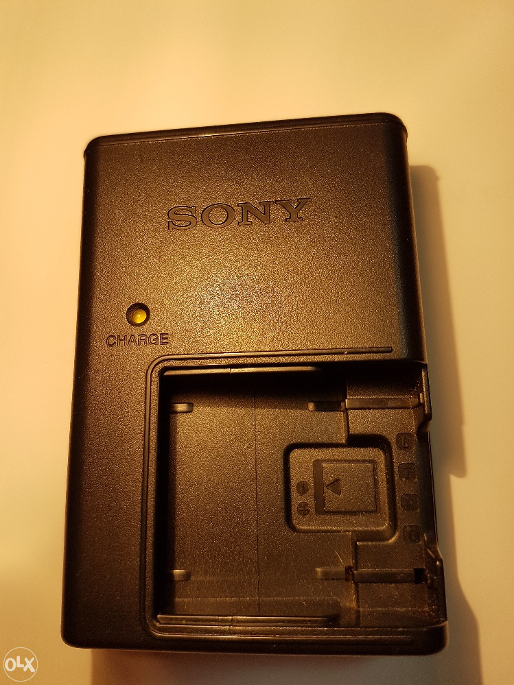 Punjač za bateriju fotoaparata SONY modBC-CSD