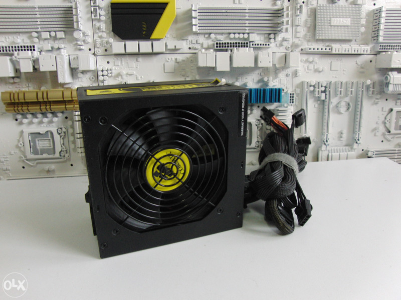 Napojna Jedinica Corsair Modular HX520 520W
