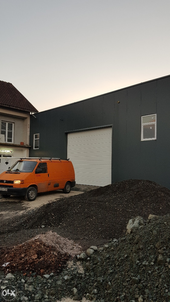 Garazna sekciona vrata