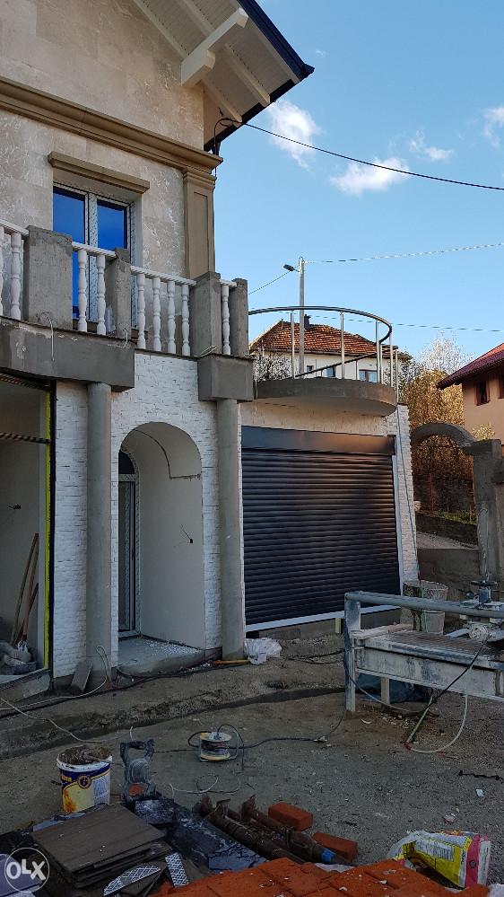 Garazna rolo vrata. Antracit, Cokolada. KVALITET