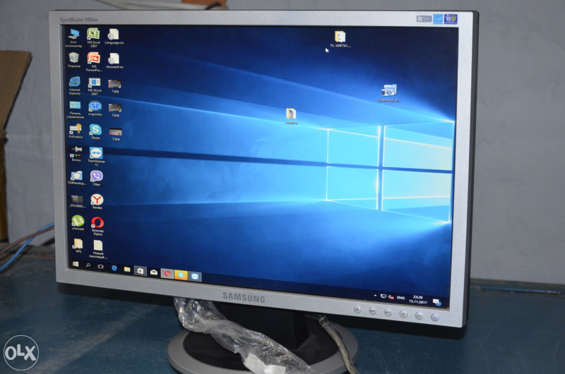 Monitor Samsung SyncMaster 940NW - LCD monitor - 19"
