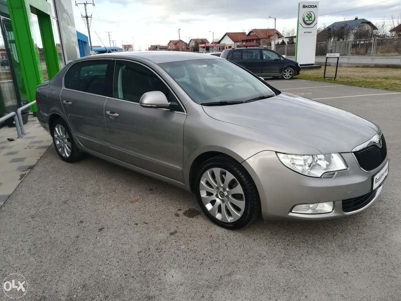 Škoda Superb - Autorad doo