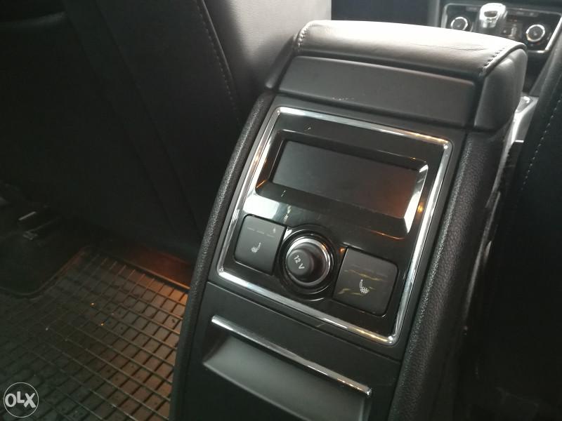 Škoda Superb - Autorad doo