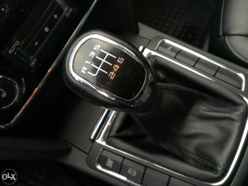 Škoda Superb - Autorad doo