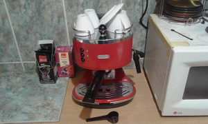 Aparat za kafu - DeLonghi aparat za espresso - 15/Bar