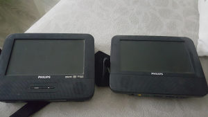 PHILIPS PORTABLE DVD PLAYER + LCD SCREEN