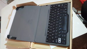 Bluetooth keyboard  futola tastaturaipad 4 / 3 / 2