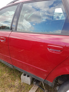Vrata zadnja lijeva Audi A4 karavan 2001-2004god