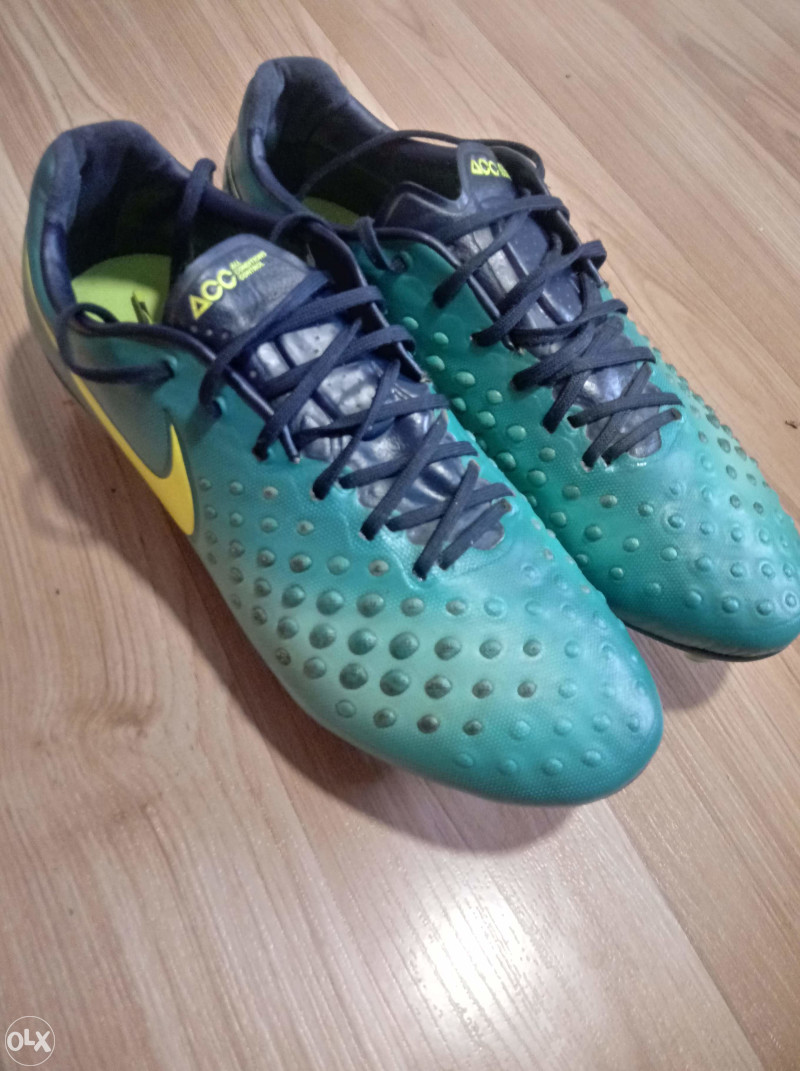 kopacke nike magista