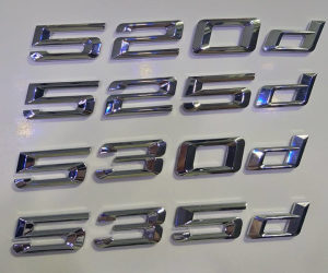 BMW slova znak za gepek 520d 525d 530d 535d 550d