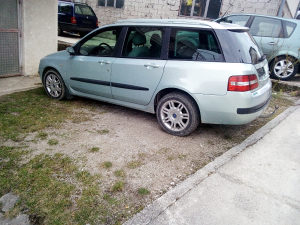 Fiat fijat stilo dijelovi 1,9 jtd ko novi