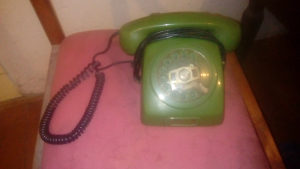 Stari  telefon