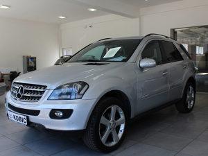 MERCEDES-BENZ ML 320 CDi 4-Matic Automatik/Koža/Xenon