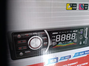 Radio za kamine 24 v, usb stic, fm stanice,