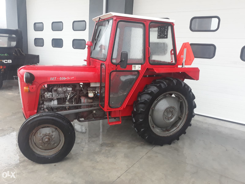 Traktor IMT 539