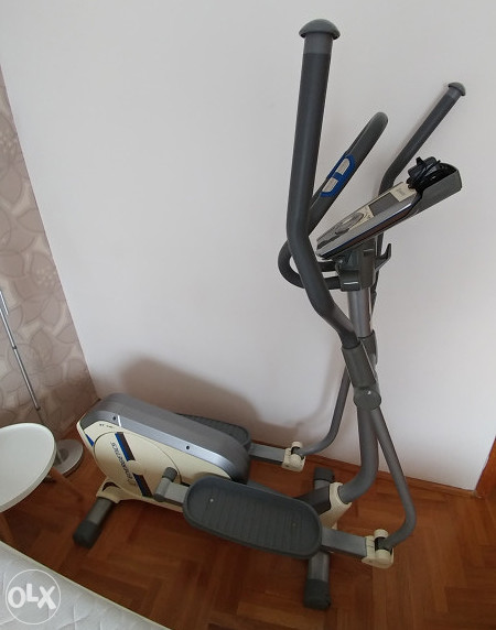 Eliptični trenažer - Energetics XT 740t