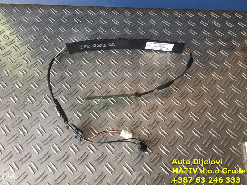 Modul antene Mercedes C klasa 2006. A2038701489