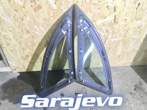 Citroen C5 2003 bocno staklo bocna stakla DIJELOVI
