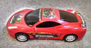 Igračka Spiderman crveni auto