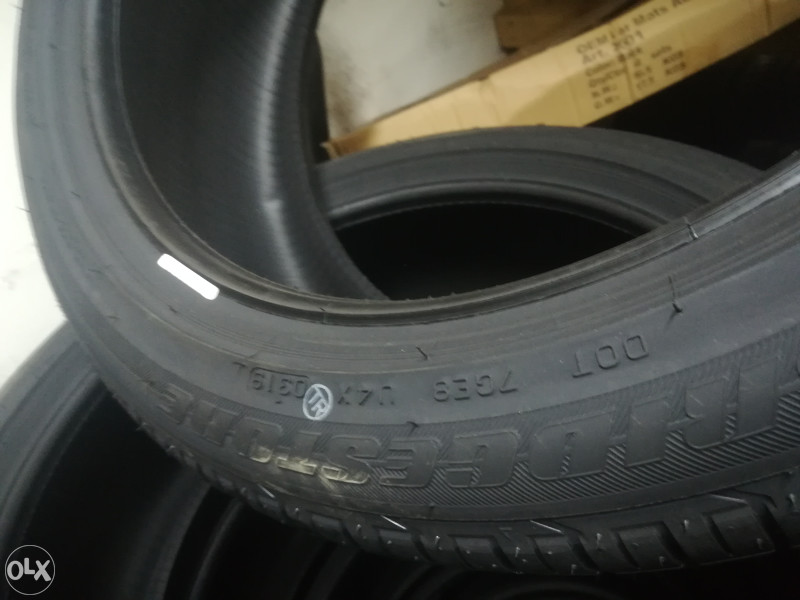 Guma 225/45 R19 Bridgestone (GARANCIJA 2 GODINE)