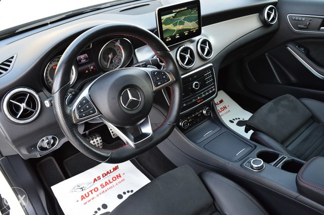 Mercedes GLA 220 D 4Matic AMG Bi-Xenon LED 177 KS