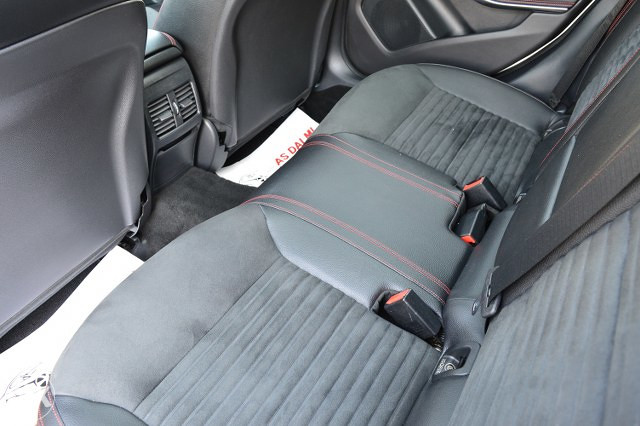 Mercedes GLA 220 D 4Matic AMG Bi-Xenon LED 177 KS