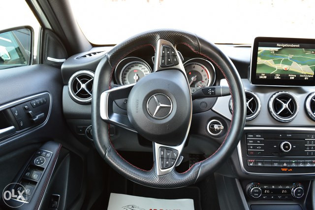 Mercedes GLA 220 D 4Matic AMG Bi-Xenon LED 177 KS