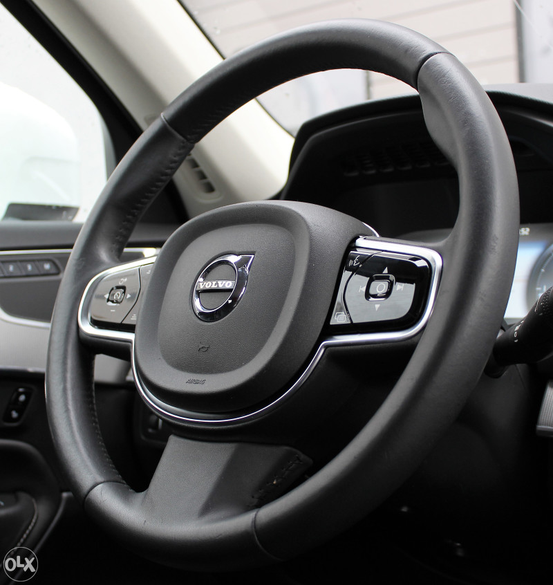 VOLVO XC90 2.0 D5 AWD A/T INSCRIPTION