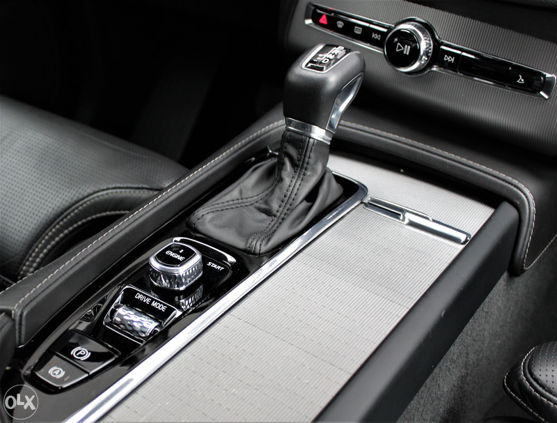 VOLVO XC90 2.0 D5 AWD A/T INSCRIPTION