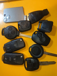 Kljucevi kompletni i Oklopi:VW, Audi,Opel, Pezo,Renault