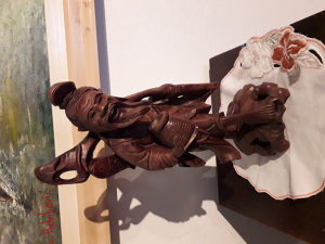 Kineska drvena figura