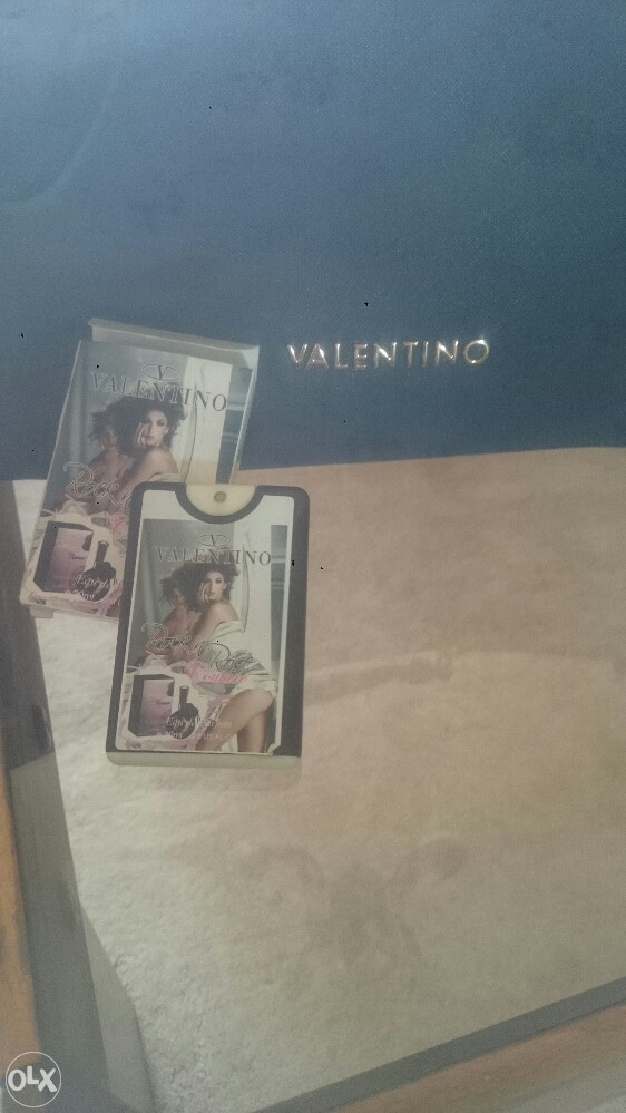 VALENTINO original zenska torba novi mod,poklon parfem