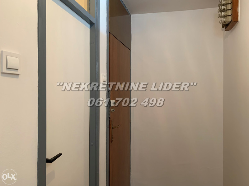 Manji trosoban stan 57m2, Slatina