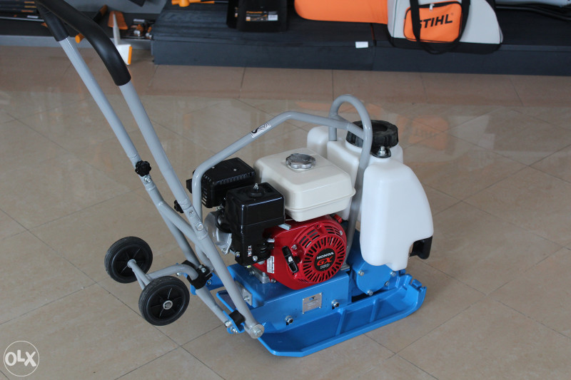 VIBRO PLOCA BETON TROWEL SA VODOM