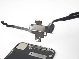 iPhone XR zvučnik na uho / slušalica i proximity senzor