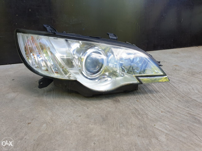 Desni far Subaru Legacy Outback BL/BP 2005-2009 god / K