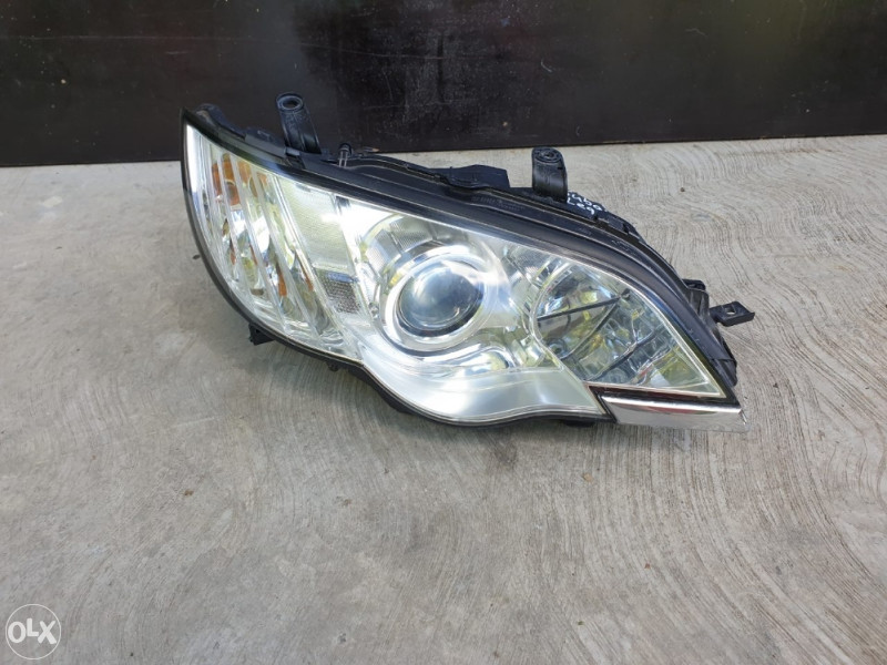 Desni far Subaru Legacy Outback BL/BP 2005-2009 god / K