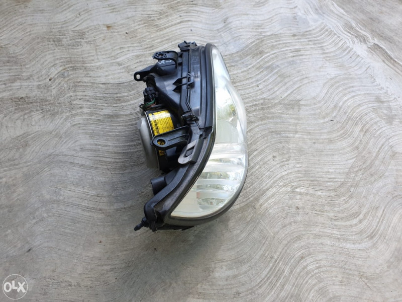 Desni far Subaru Legacy Outback BL/BP 2005-2009 god / K