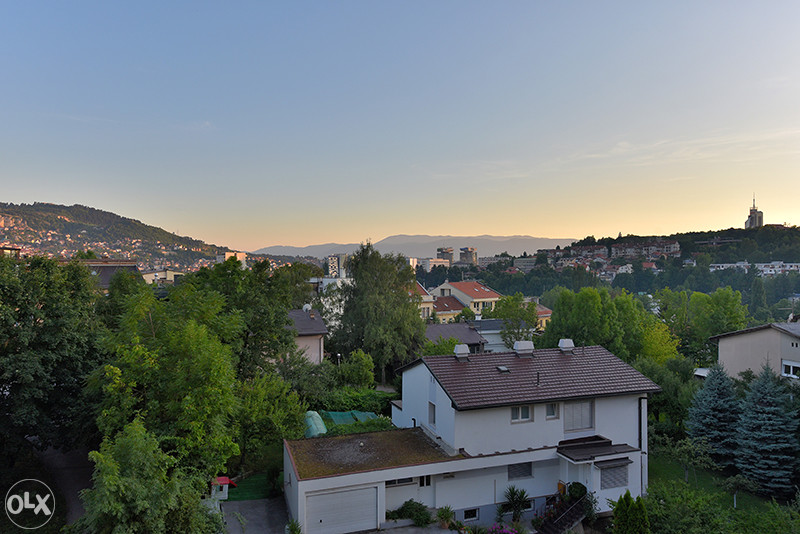 Centar Sarajevo-Četverosoban-Iznajmljivanje