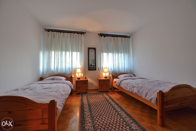 Centar Sarajevo-Četverosoban-Iznajmljivanje