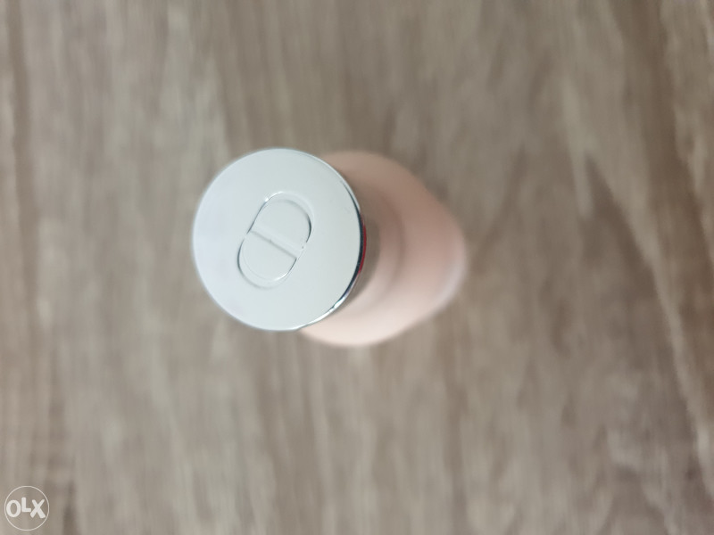 Te ni puder Dior backstage foundation Puderi OLX.ba