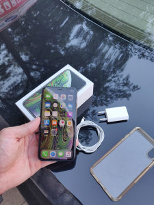 IPHONE XS 64 GB SPACE GRAY