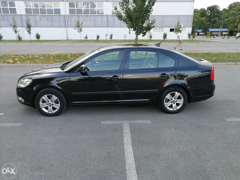 Skoda Octavia 1.6TDI Greenline II BLACK