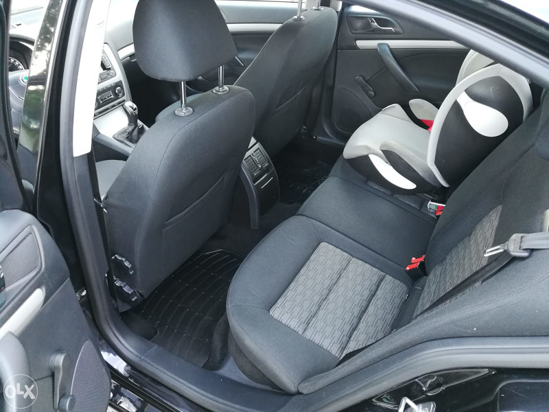 Skoda Octavia 1.6TDI Greenline II BLACK
