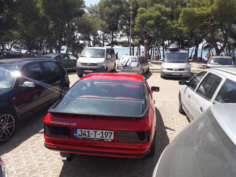 Porsche 924