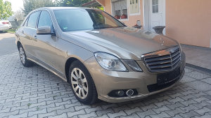 MERCEDES E212  GODINA 2012  MOTOR LUPA