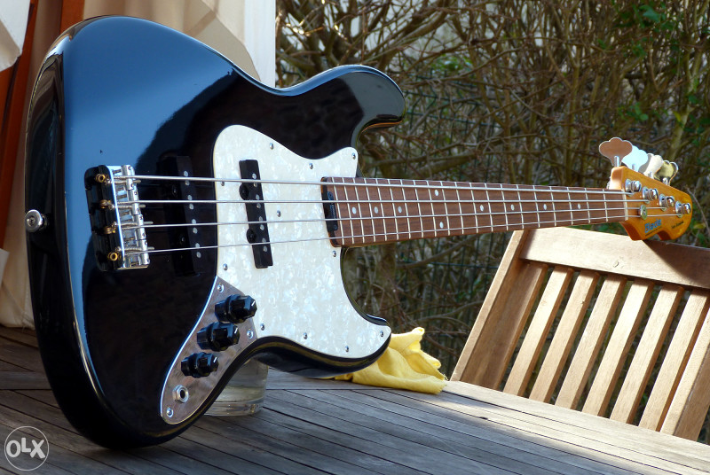 Levinson Blade B1 Tetra Standard jazz bas gitara
