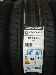 205/60 R15 Bridgestone T001 (Rasprodaja)