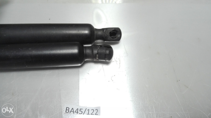 Amortizeri gepeka/ VW T5 1.9 TDI 2007/ BA45/122